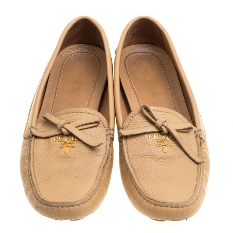 Pre Owned Prada Beige Leather Bow Loafers Size 36