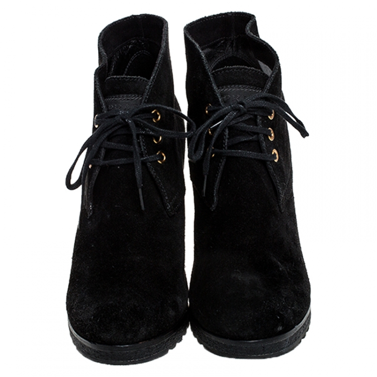 مملوكة مسبقًا Prada Black Suede Block Heel Lace Up Ankle Boots Size 38.5