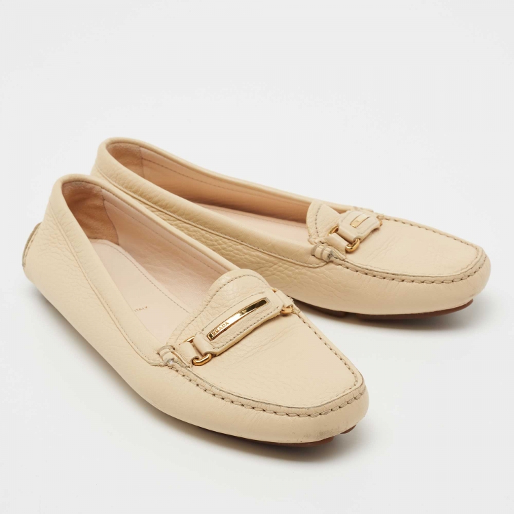 Pre Owned Prada Cream Leather Bar Driver Slip on Loafers Size 37.5