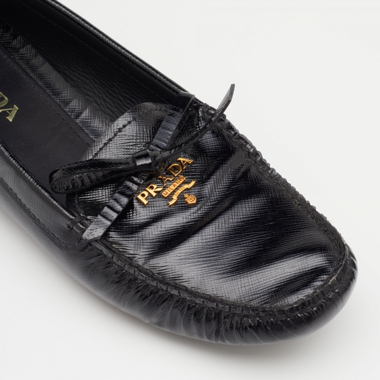 Pre Owned Prada Black Patent Leather Bow Slip On Loafers Size 38