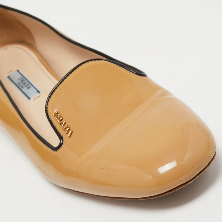 Pre Owned Prada Beige Patent Leather Ballet Flats Size 40