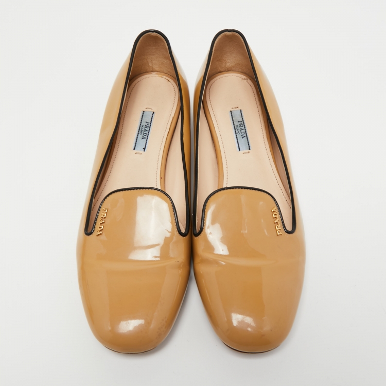 Pre Owned Prada Beige Patent Leather Ballet Flats Size 40