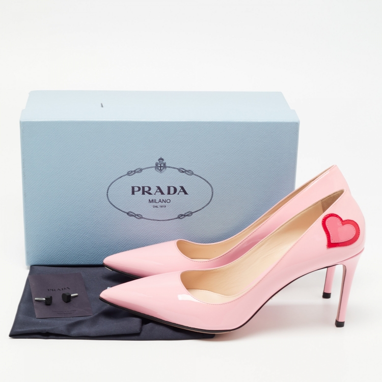 Pre Owned Prada Pink Patent Leather Heart Patch Pumps Size 40.5