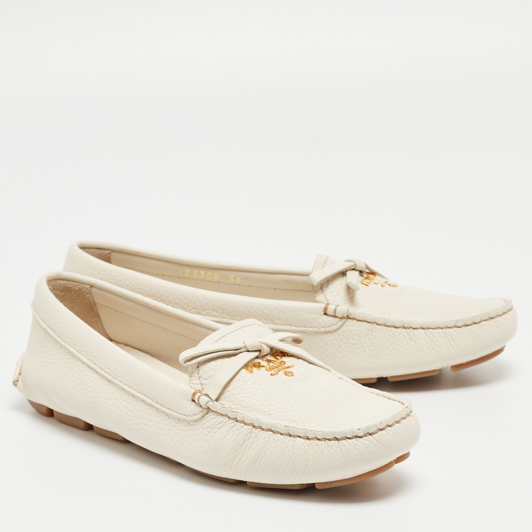 Pre Owned Prada Cream Leather Bow Slip On Loafers Size 36