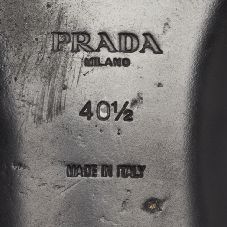 Pre Owned Prada Silver Patent Leather and PVC Logo Flat Mules Size 40.5