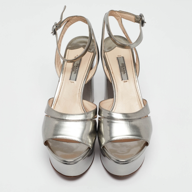 Pre Owned Prada Silver Patent Leather Ankle Strap Platform Sandals Size 39 
