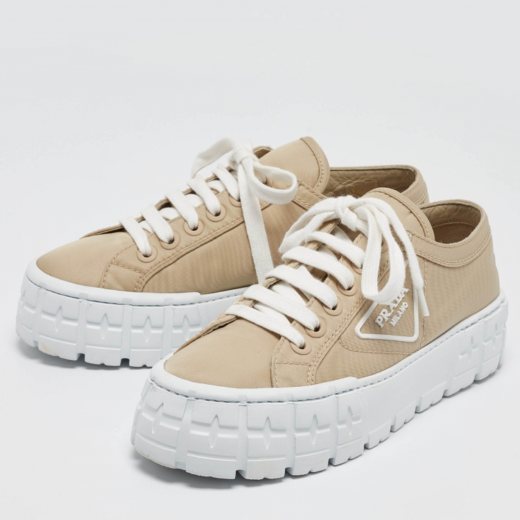スニーカー PRADA Cappuccino Gabardine Wheel Sneakers Prada Double Wheel Re-Nylon Gabardine Sneakers | Saks Fifth