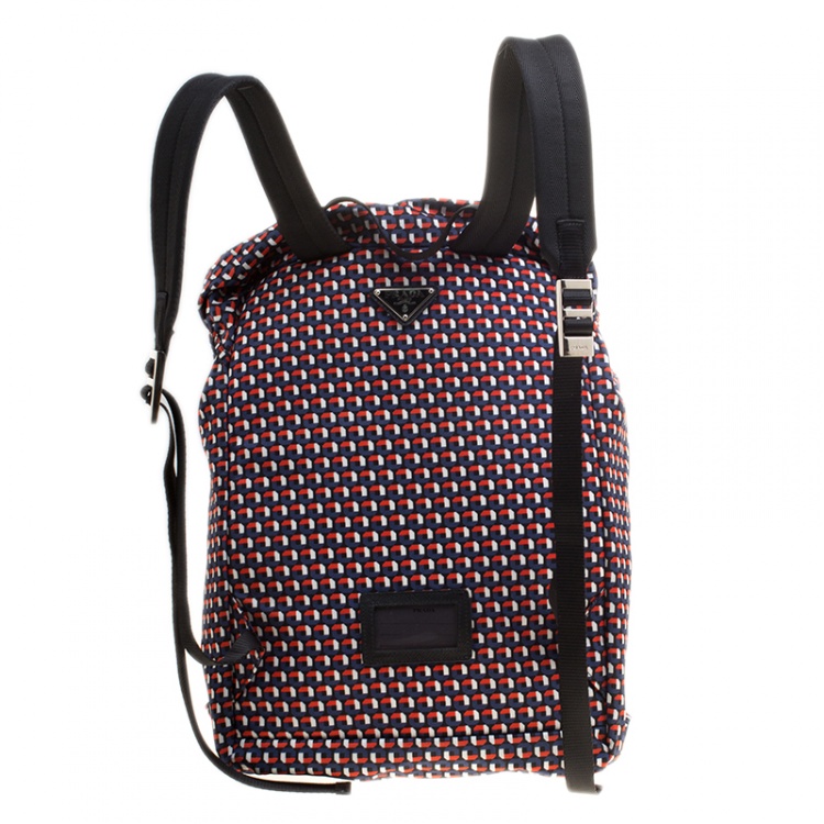 Pre Owned حقيبة ظهر برادا نايلون تيسوتو فيلا أوكتاغون متعددة الألوان