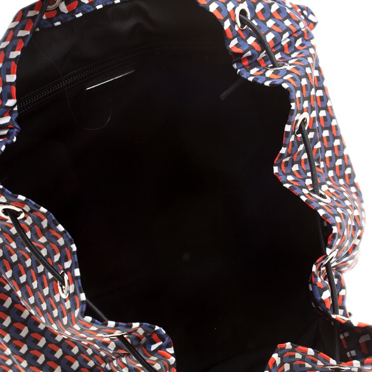 Pre Owned حقيبة ظهر برادا نايلون تيسوتو فيلا أوكتاغون متعددة الألوان