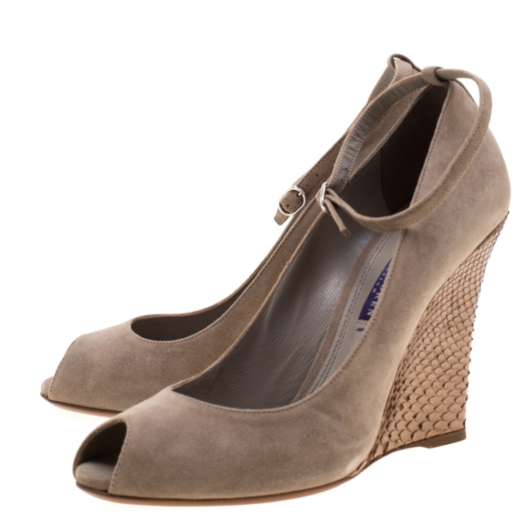 Pre Owned Ralph Lauren Beige Suede Python Leather Warah Wedge Heel Peep Toe Pumps Size 38