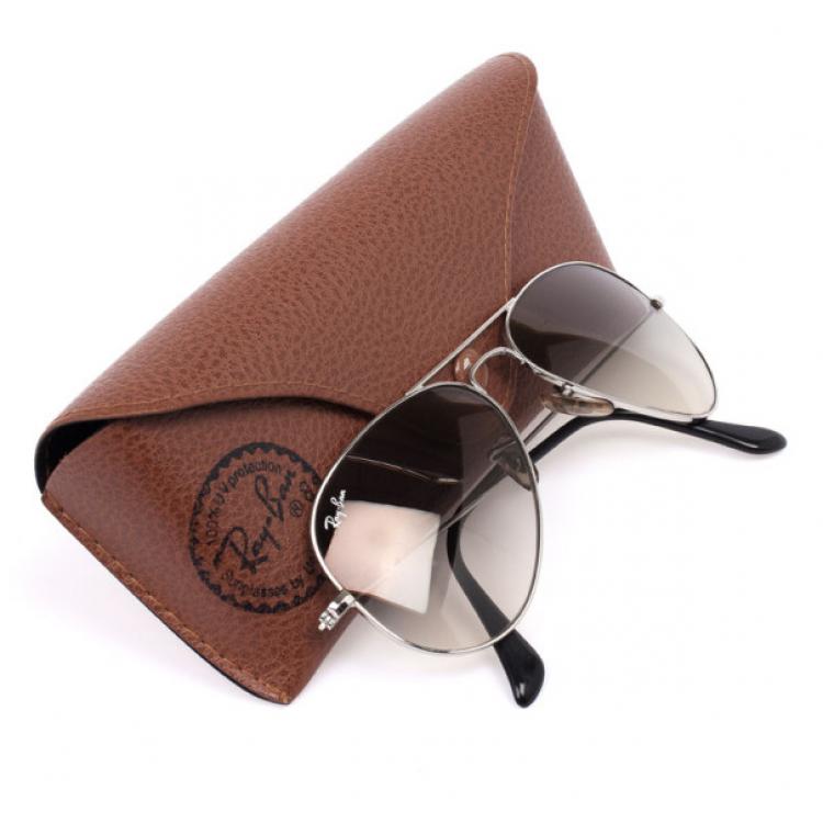 Pre Owned Ray-Ban Silver Rimmed Unisex Aviators 55