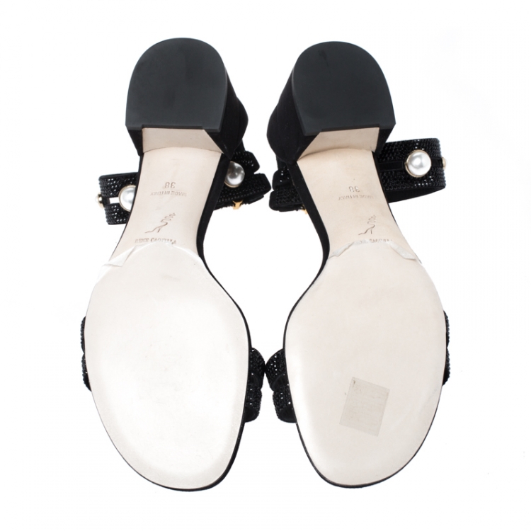 مملوكة مسبقًا Rene Caovilla Black Suede Crystal And Pearl Embellished Block Heel Sandals Size 38