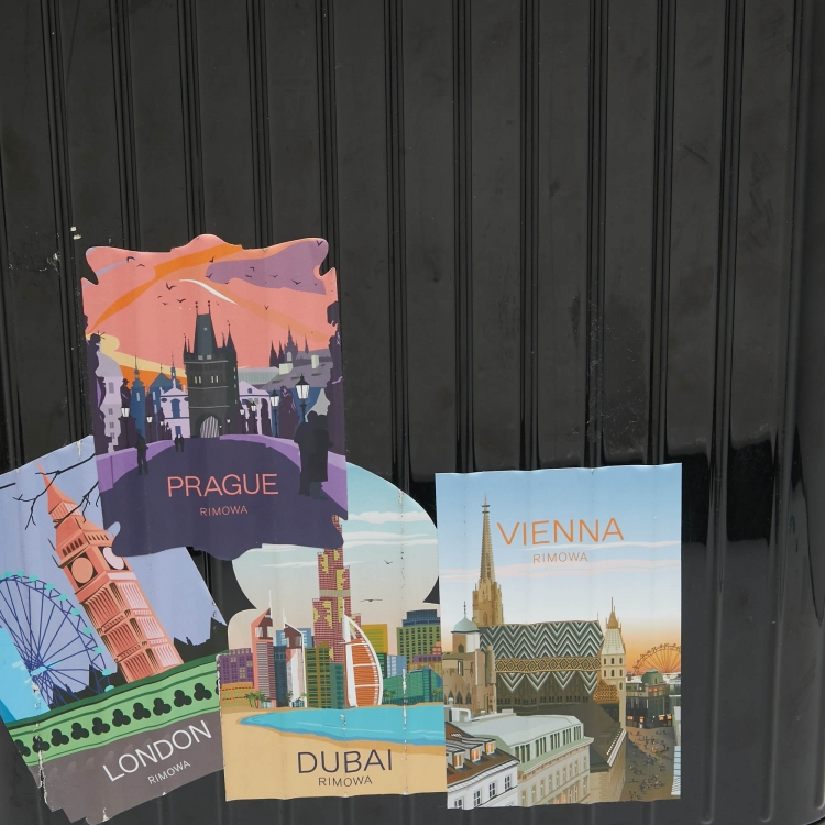 Pre Owned Rimowa Black Polycarbonate Essential Cabin Luggage 45