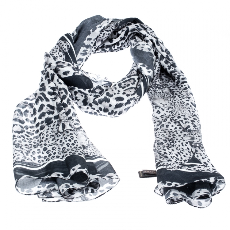 Pre Owned Roberto Cavalli Multicolor Leopard Printed Silk Scarf