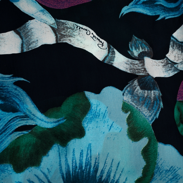 Pre Owned Roberto Cavalli Multicolor Floral Printed Silk Square Scarf 