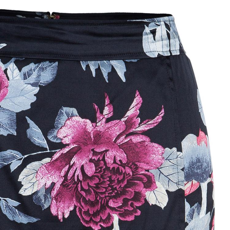 Pre Owned Roberto Cavalli Black Floral Print Silk Skirt M