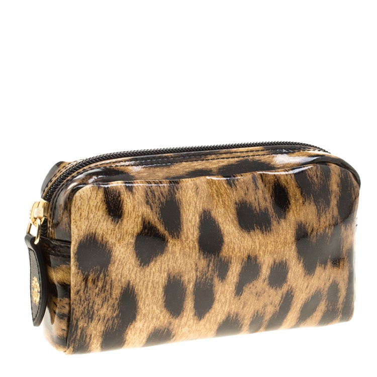 مملوكة مسبقًا Roberto Cavalli Leopard Print Patent Leather Pouch
