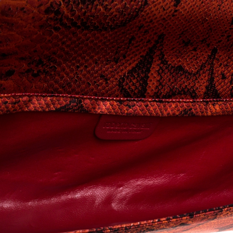 Pre Owned Roberto Cavalli Red Printed Snake Satin Chain Clutch