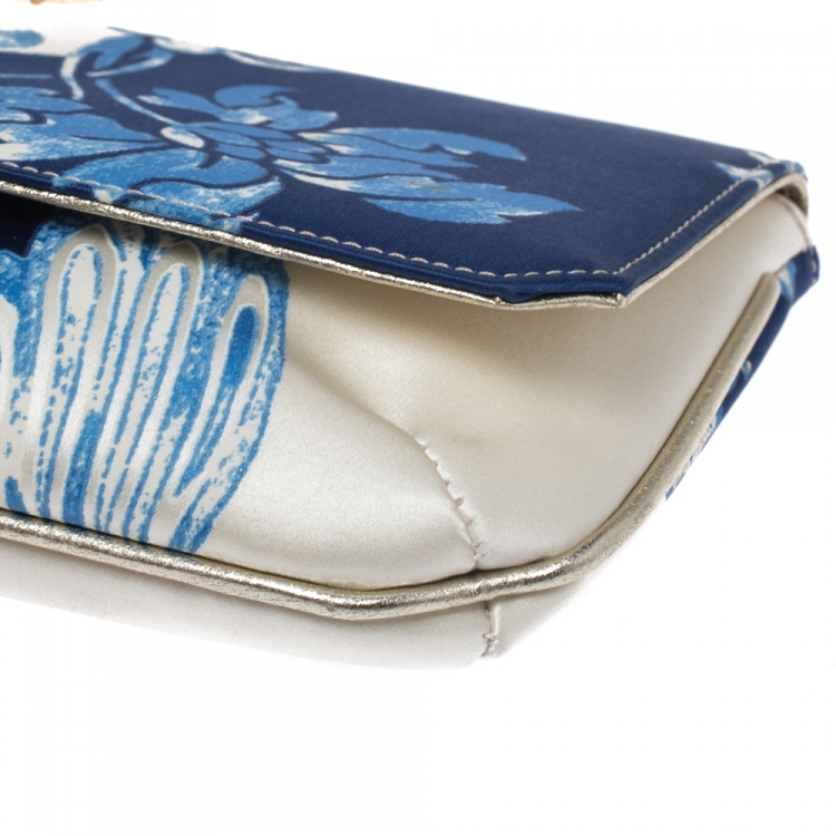 Pre Owned Roberto Cavalli Blue/White Floral Print Satin and Leather Serpent Wristlet Clutch     