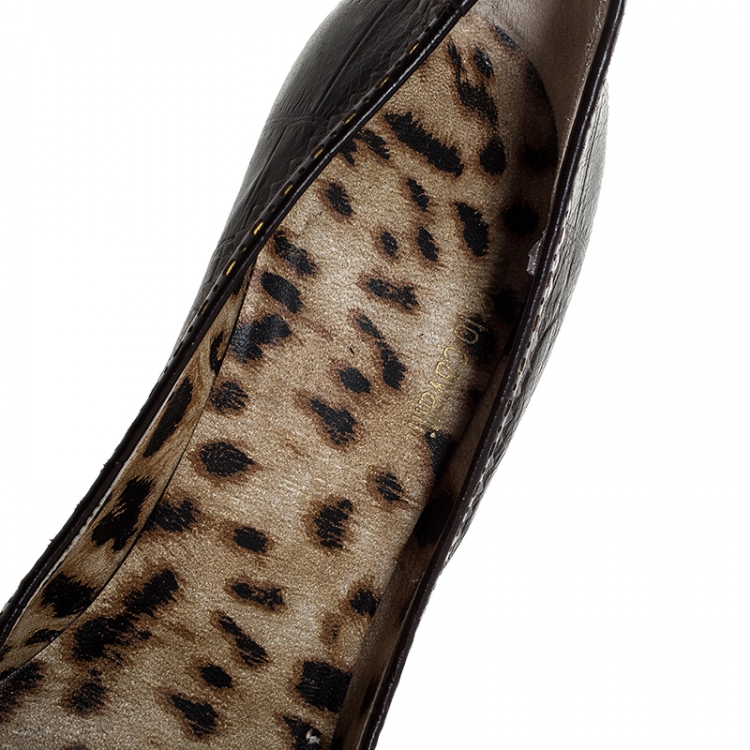 Pre Owned Roberto Cavalli Brown Embossed Leather Snake Embellished Pointed Toe Pumps Size 38