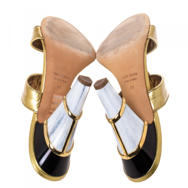 Pre Owned Roberto Cavalli Metallic Gold Leather Open Toe Sandals Size 39