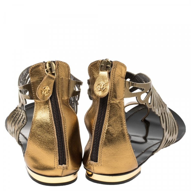 Pre Owned Roberto Cavalli Gold Cut Out Leather Toe Ring Flat Sandals Size 41