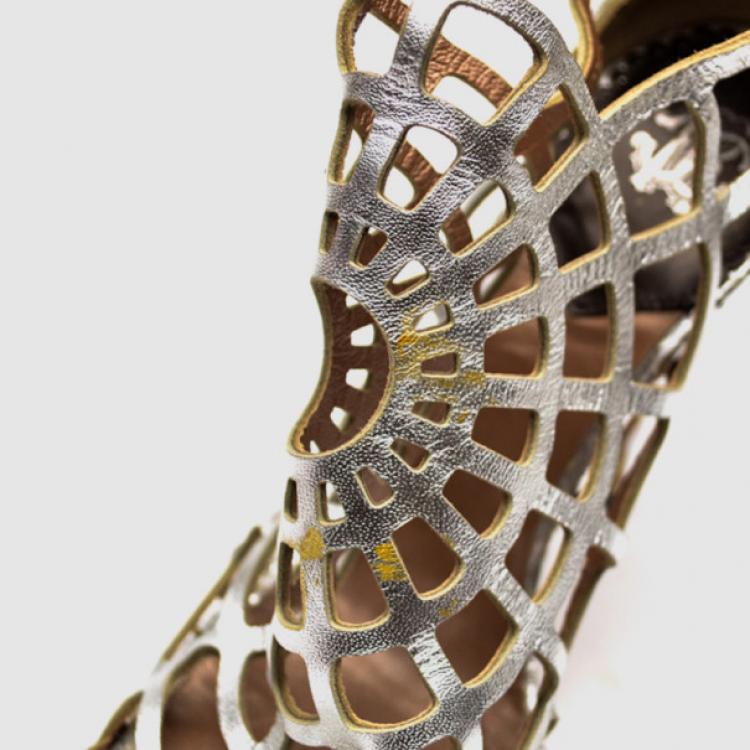 Pre Owned Roberto Cavalli Silver Leather Spider Web Cage Sandals Size 36