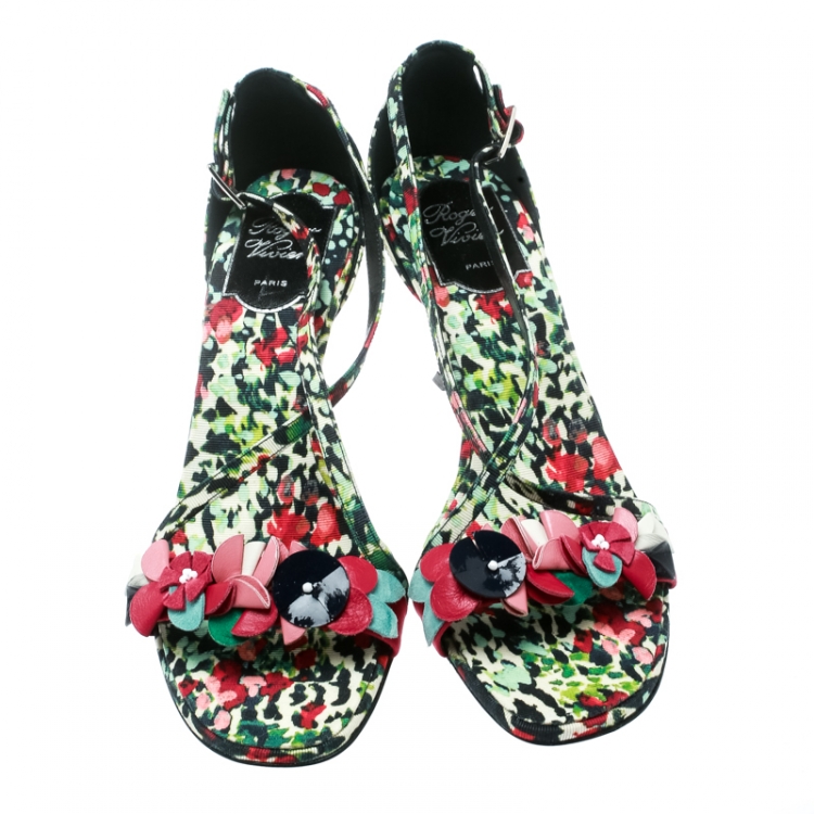 مملوكة مسبقًا Roger Vivier Multicolor Floral Printed Canvas Cross Strap Sandals Size 38.5