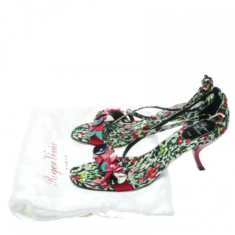 مملوكة مسبقًا Roger Vivier Multicolor Floral Printed Canvas Cross Strap Sandals Size 38.5
