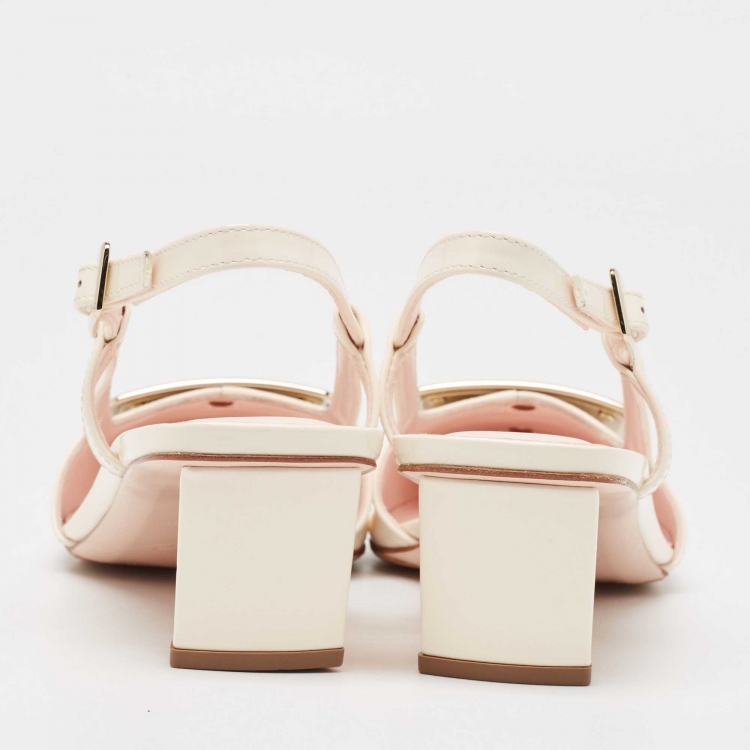 مملوكة مسبقًا Roger Vivier Cream Patent Leather Belle Vivier 45  Slingback Pumps Size 39.5