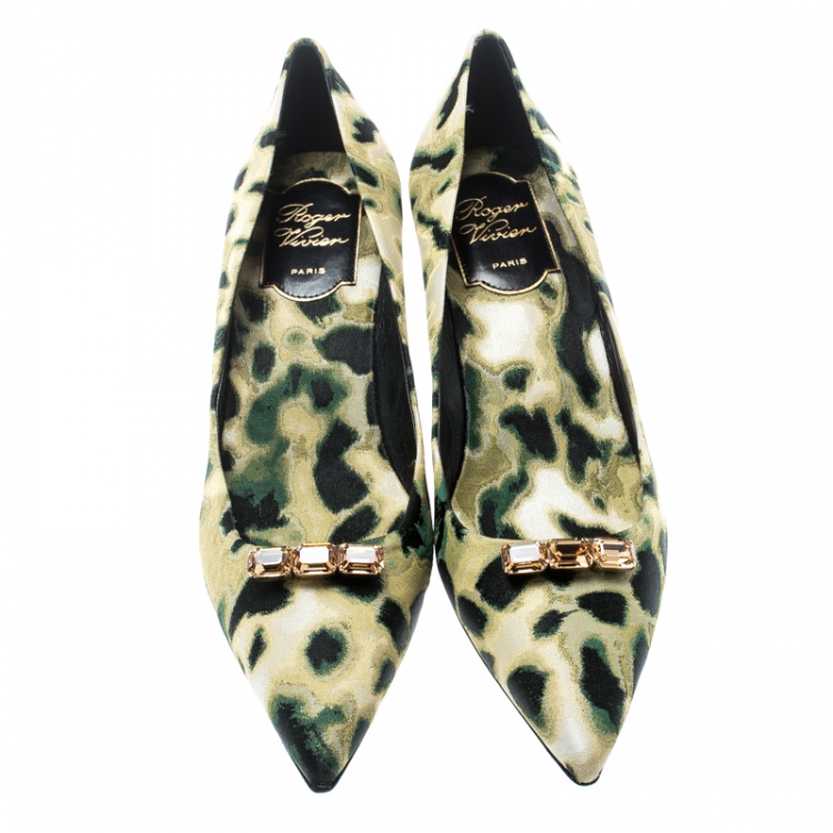 Pre Owned Roger Vivier Multicolor Animal Print Brocade Fabric Crystal Embellished Pointed Toe Pumps Size 37