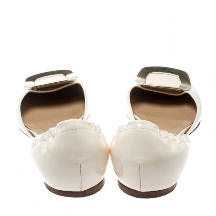 Pre Owned Roger Vivier Cream Patent Leather Chips D'Orsay Buckle Flats Size 37