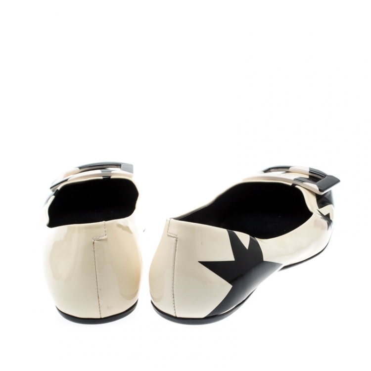 Pre Owned Roger Vivier Black And White Leather Buckle Detail Square Cap Toe Ballet Flats 37.5