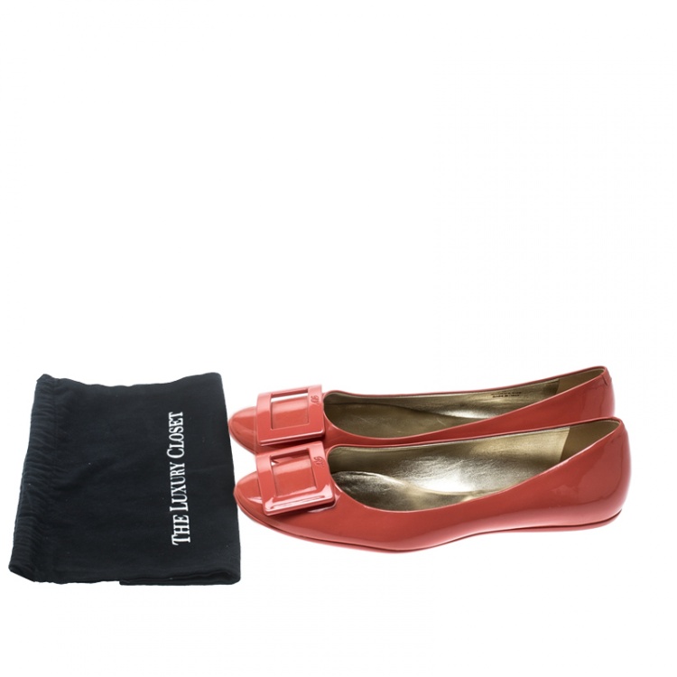 Pre Owned Roger Vivier Coral Pink Patent Leather Gommette Ballet Flats Size 39