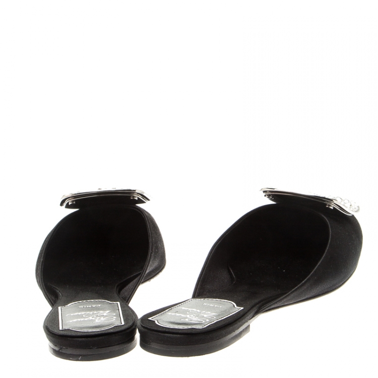 مملوكة مسبقًا Roger Vivier Black Satin Crystal Embellished Flat Slide Mules Size 36.5