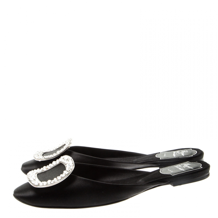 مملوكة مسبقًا Roger Vivier Black Satin Crystal Embellished Flat Slide Mules Size 36.5