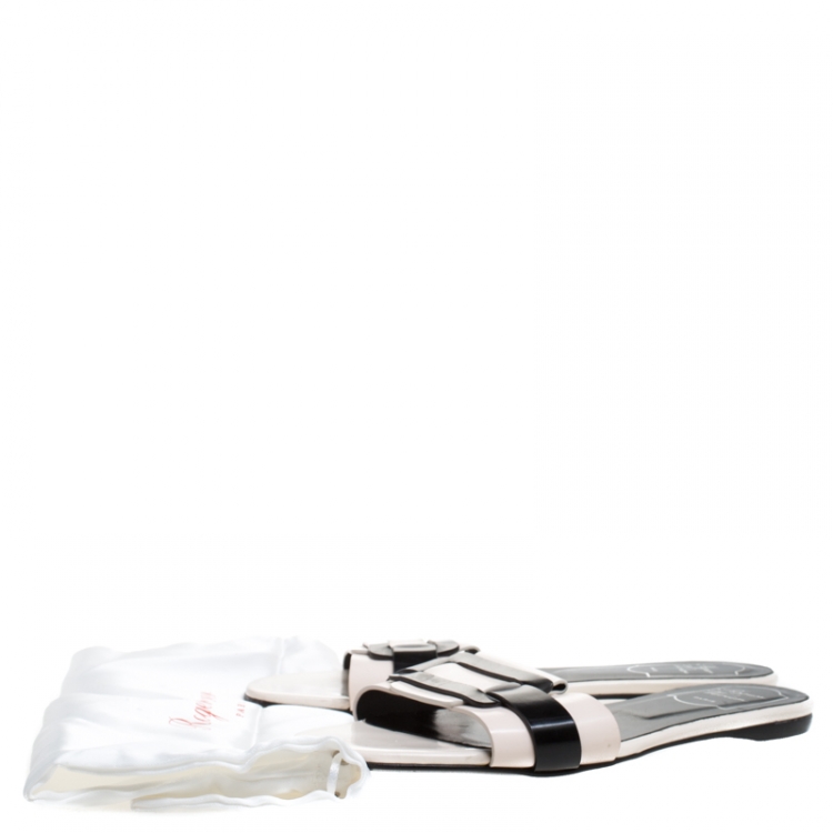 Pre Owned Roger Vivier Cream/Black Leather Pilgrim De Jour Flat Slides Size 39
