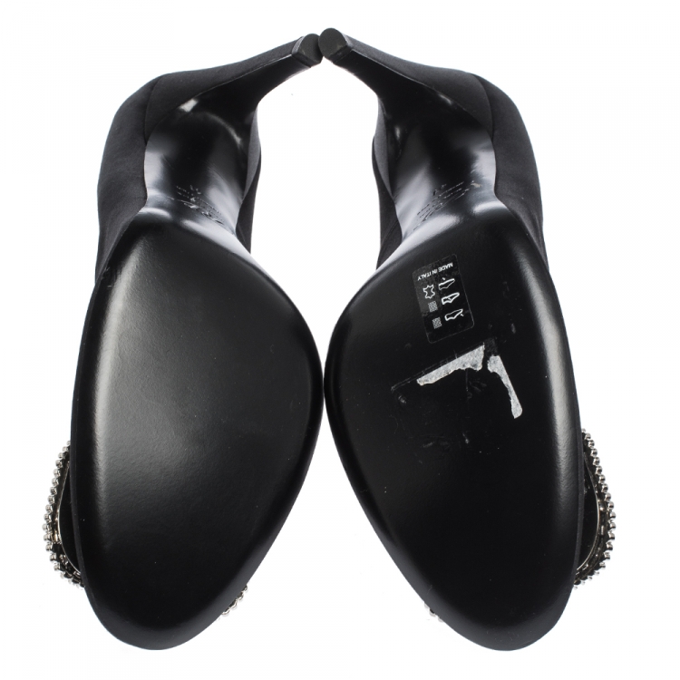 مملوكة مسبقًا Roger Vivier Black Satin Crystal Embellished Pumps Size 41