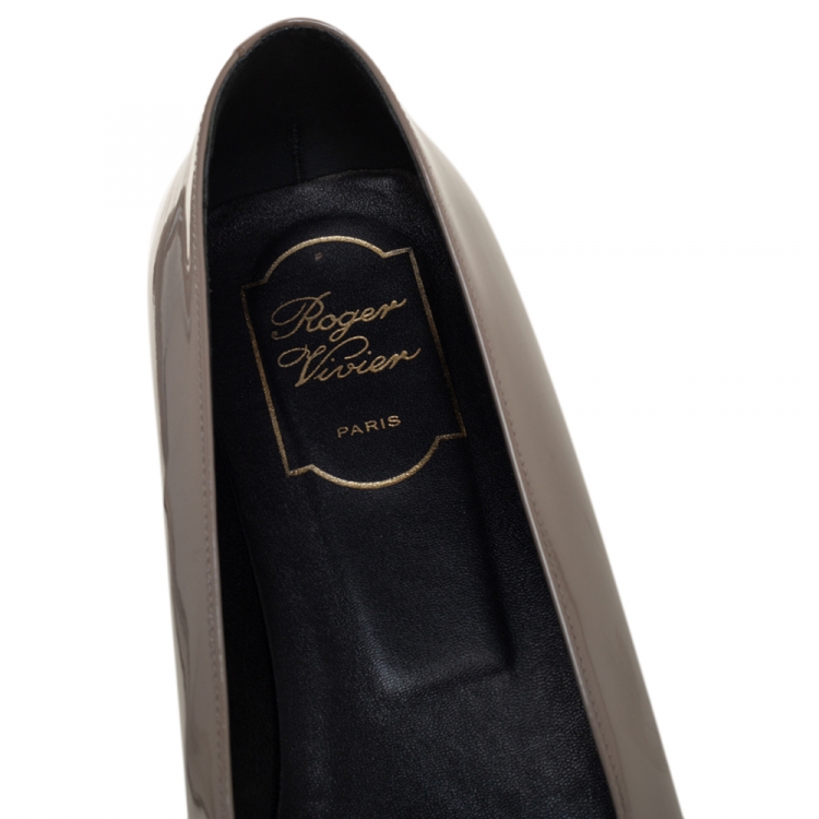 Pre Owned Roger Vivier Sage Green Patent Leather Belle Flats Size 39