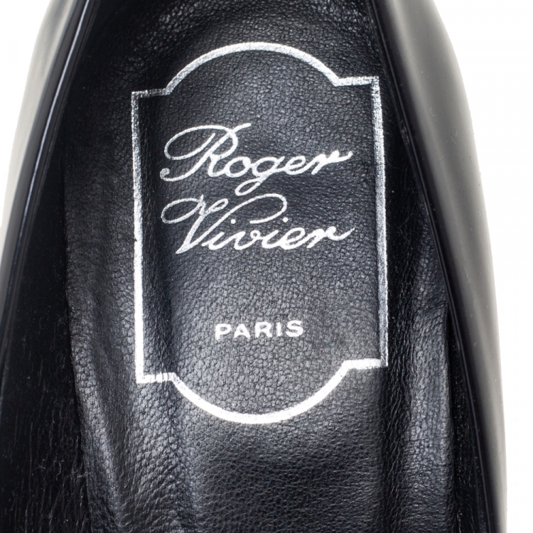 Pre Owned Roger Vivier Black Patent Leather Trompette Pumps Size 37