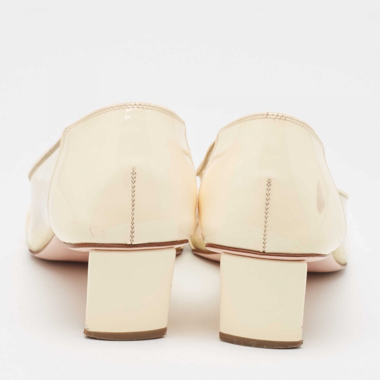 Pre Owned Roger Vivier  Cream PVC and Patent Belle Vivier Pumps Size  37.5