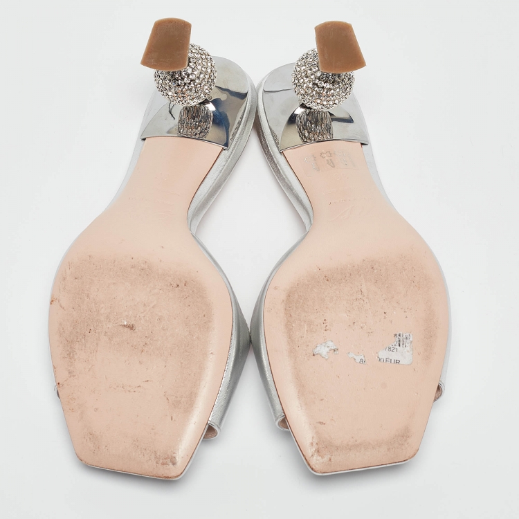Pre Owned Roger Vivier Silver Leather Slide Sandals Size 36