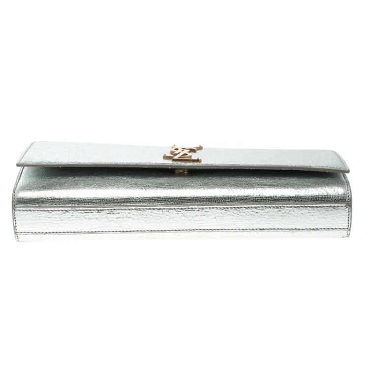 Pre Owned Saint Laurent Paris Silver Leather Monogram Cassandre Clutch