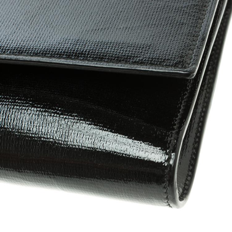 Pre Owned Saint Laurent Paris Black Patent Leather Large Chyc Clutch