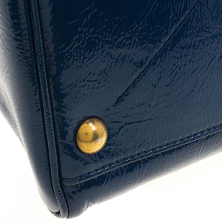 Pre Owned Saint Laurent Paris Navy Blue Patent Leather Medium Majorelle Satchel