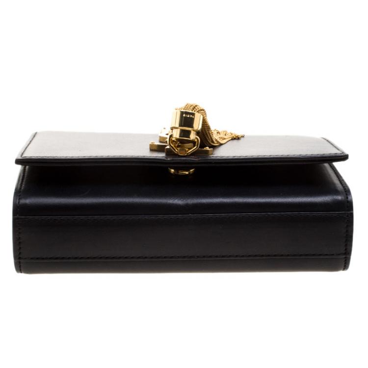 Pre Owned Saint Laurent Black Leather Small Kate Tassel Crossbody Bag