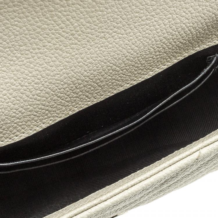 Pre Owned Saint Laurent White Quilted Leather Baby Classic Shoulder Bag