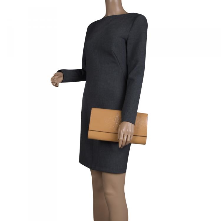 Pre Owned Saint Laurent Beige Patent Leather Belle De Jour Flap Clutch