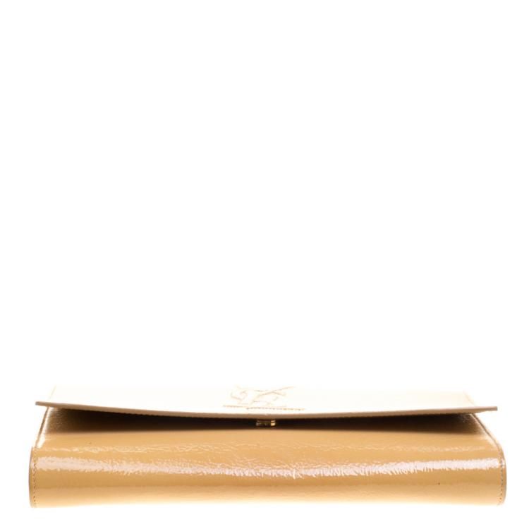 Pre Owned Saint Laurent Beige Patent Leather Belle De Jour Flap Clutch