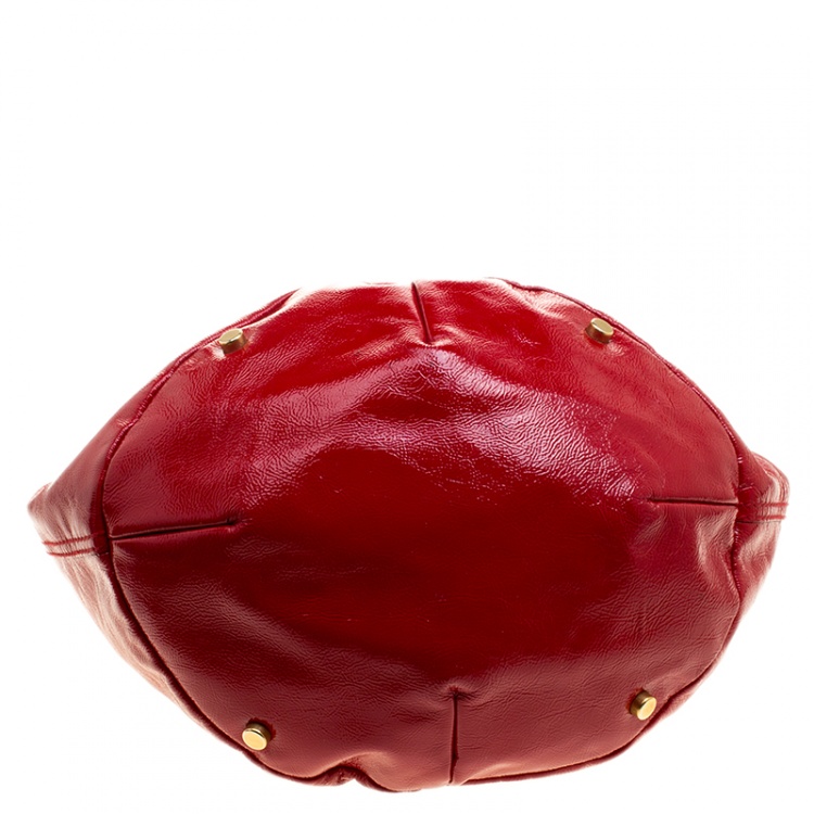 Pre Owned Saint Laurent Red Patent Leather Capri Bucket Bag